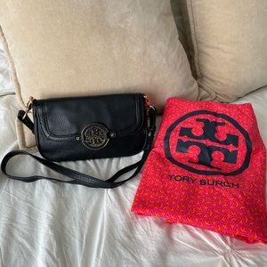 Tory Burch Amanda crossbody